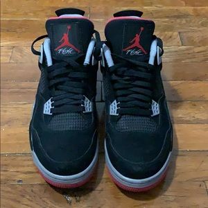 Air Jordan Bred 4 Size 11 (Jumpman)